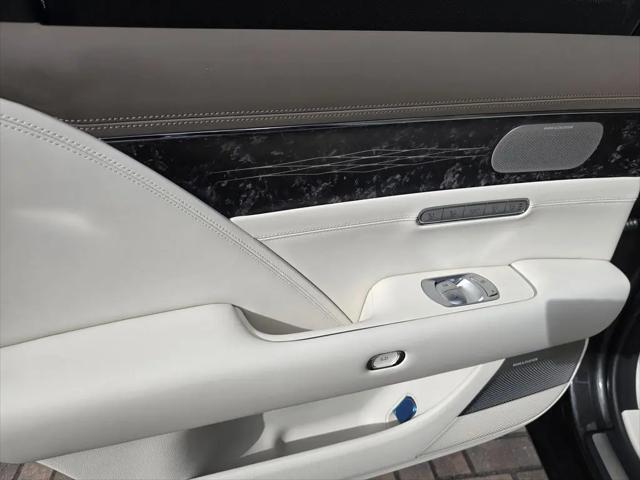 2025 Genesis G90 3.5T e-SC