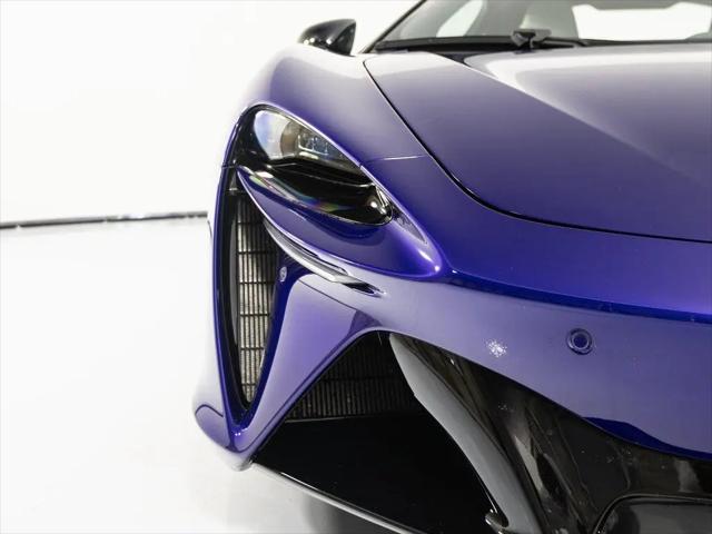 2023 McLaren Artura Vision