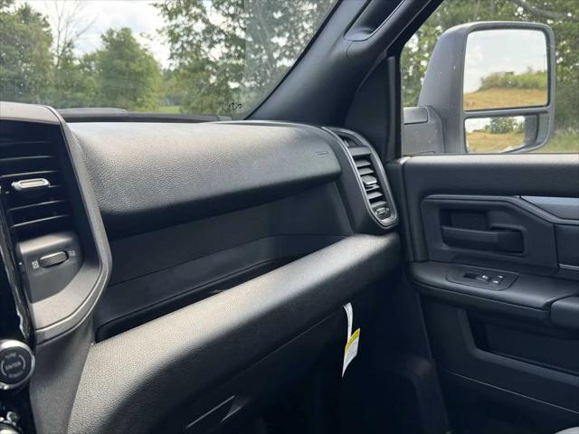 2025 Ram 3500 Tradesman/Big Horn