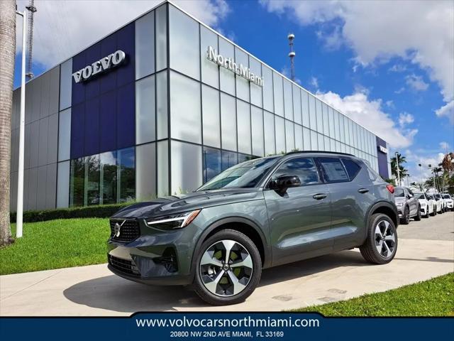 2026 Volvo XC40 Plus, B5 AWD Gas (mild hybrid), Dark for sale in Miami, FL