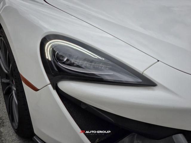 2016 McLaren 570S Base