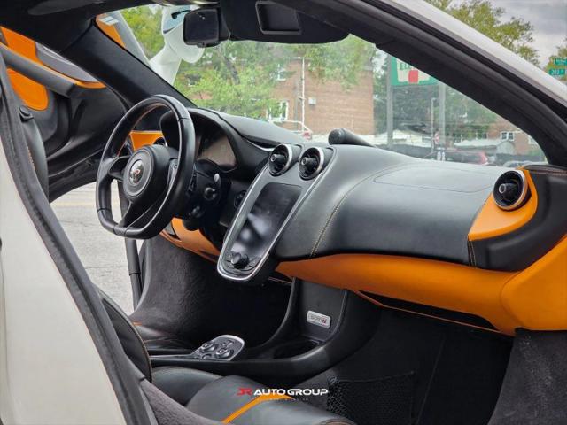 2016 McLaren 570S Base