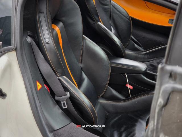 2016 McLaren 570S Base