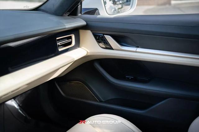 2020 Porsche Taycan Turbo S