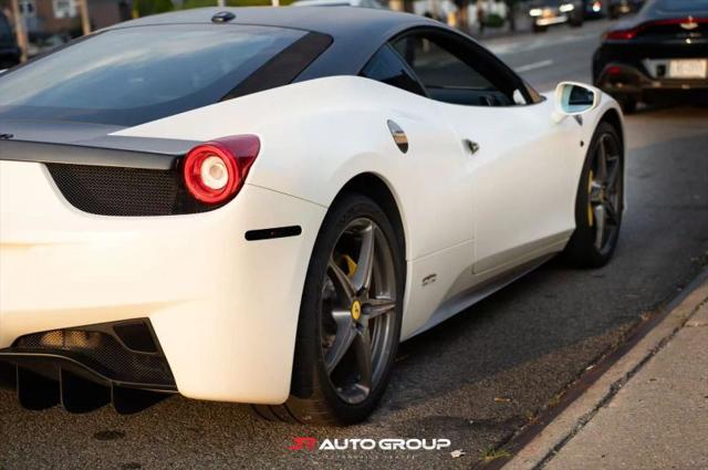 2015 Ferrari 458 Italia Base