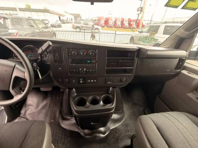 2022 Chevrolet Express Cargo Van RWD 2500 Regular Wheelbase WT