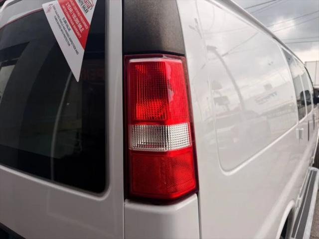 2022 Chevrolet Express Cargo Van RWD 2500 Regular Wheelbase WT