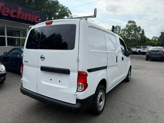 2013 Nissan NV200 S