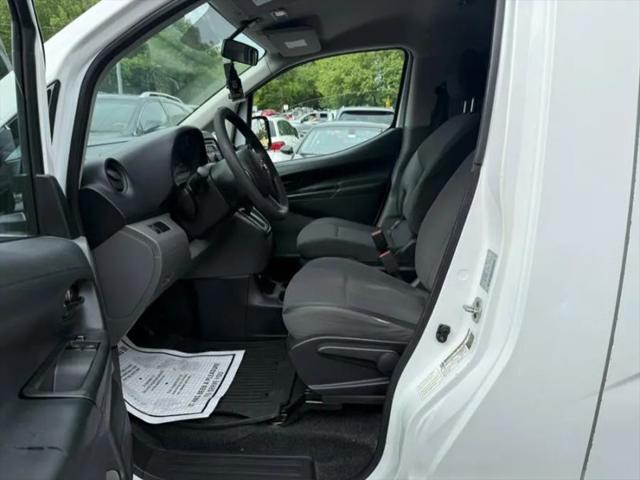 2013 Nissan NV200 S