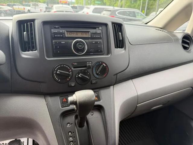 2013 Nissan NV200 S