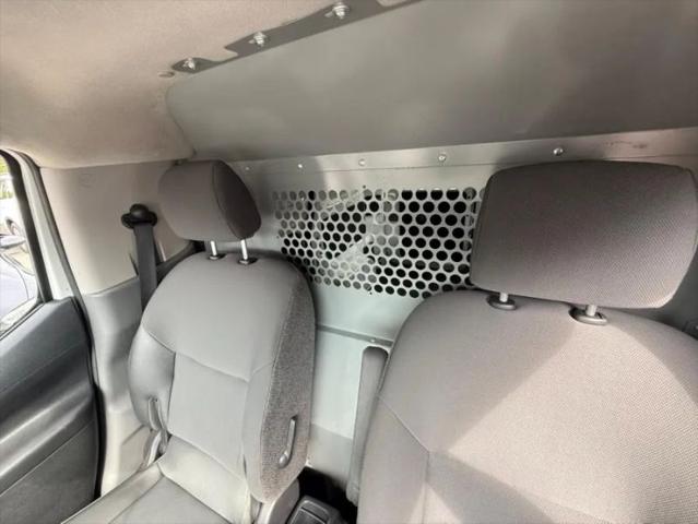 2013 Nissan NV200 S