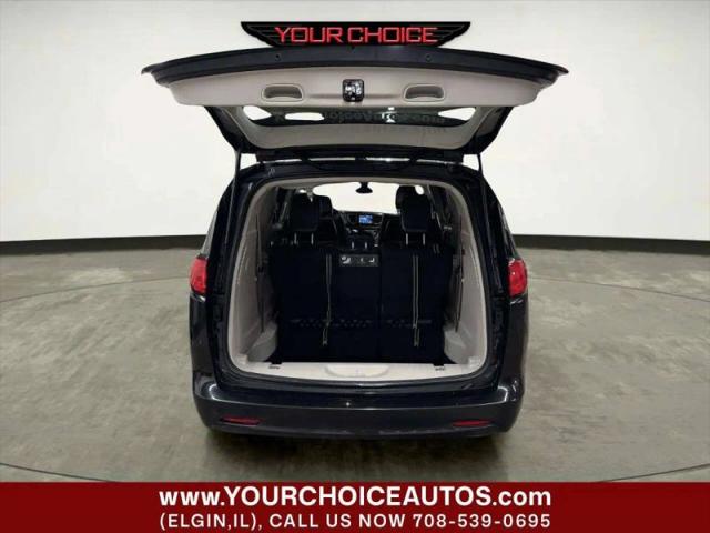 2021 Chrysler Voyager LXI