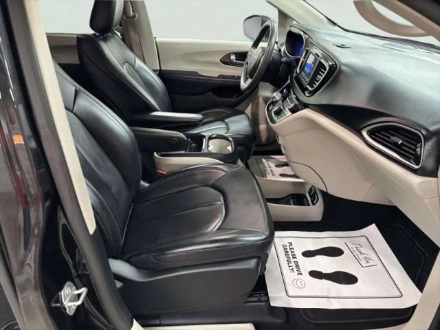 2021 Chrysler Voyager LXI