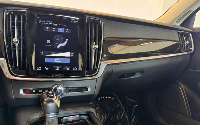 2018 Volvo S90 T5 Momentum