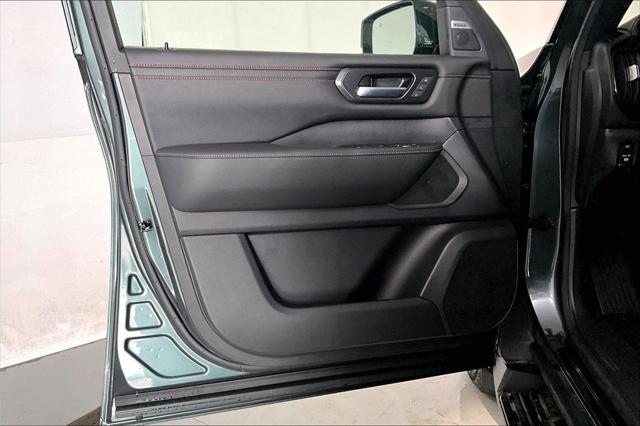 2025 Nissan Armada PRO-4X 4WD