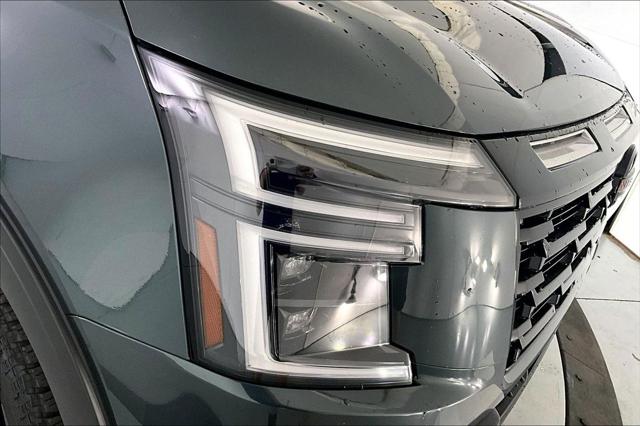 2025 Nissan Armada PRO-4X 4WD