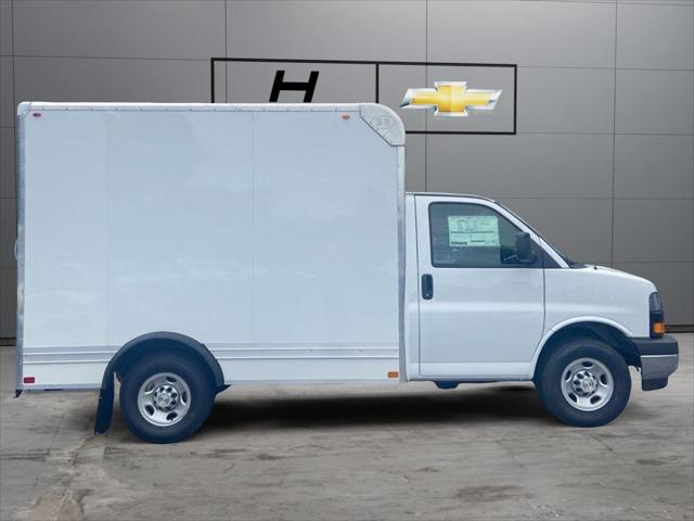 2025 Chevrolet Express Cutaway Work Van