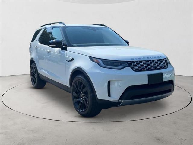 2025 Land Rover Discovery P300 S