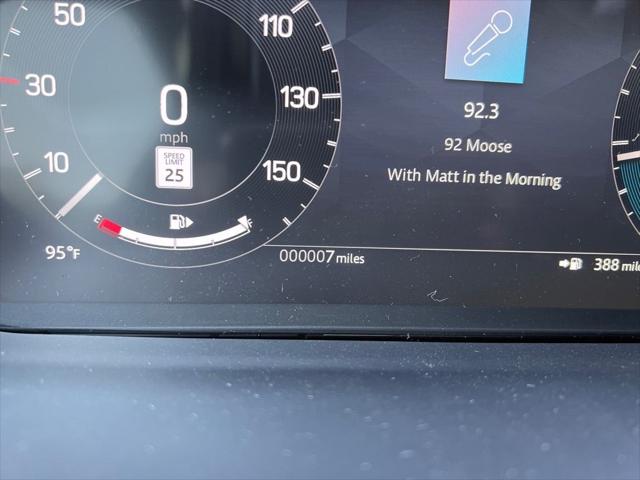 2025 Land Rover Discovery P300 S