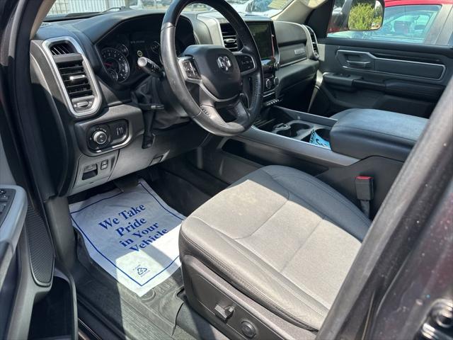 2020 RAM 1500 Big Horn Crew Cab 4x4 64 Box