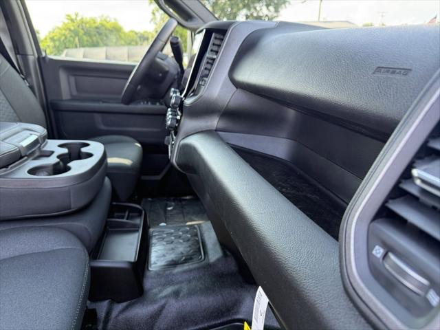 2025 RAM Ram 3500 Chassis Cab RAM 3500 TRADESMAN CREW CAB CHASSIS 4X4 60 CA