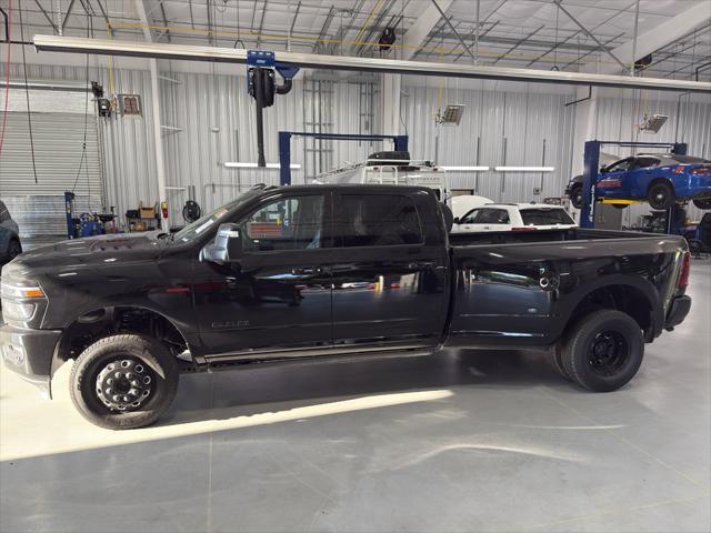 2025 RAM 3500 Laramie Crew Cab 4x4 8 Box