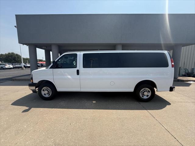 2020 Chevrolet Express Passenger RWD 3500 Extended Wheelbase LS