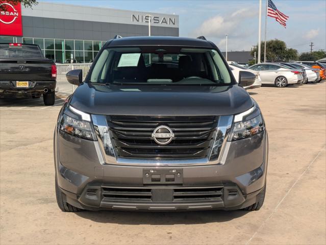 2023 Nissan Pathfinder SV FWD