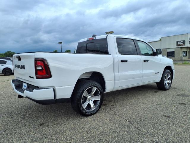 2025 RAM 1500 Tradesman Crew Cab 4x4 57 Box