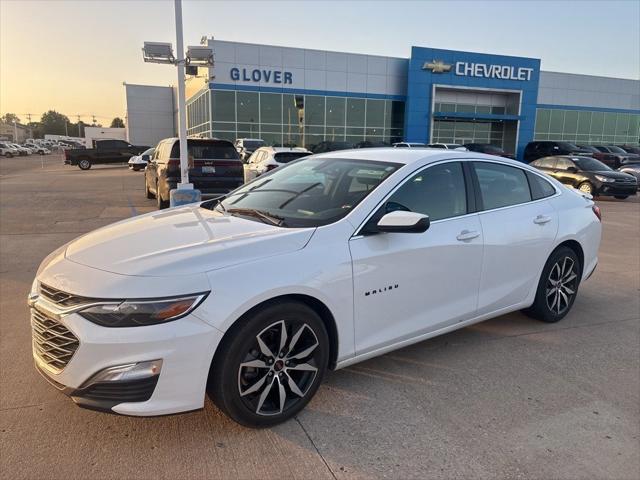 2022 Chevrolet Malibu FWD RS