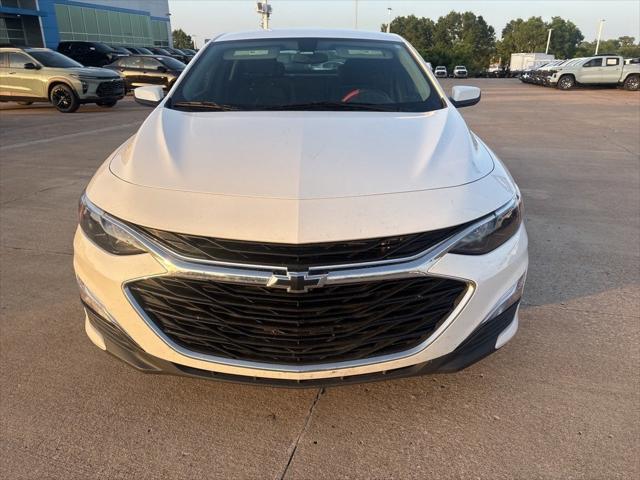 2022 Chevrolet Malibu FWD RS