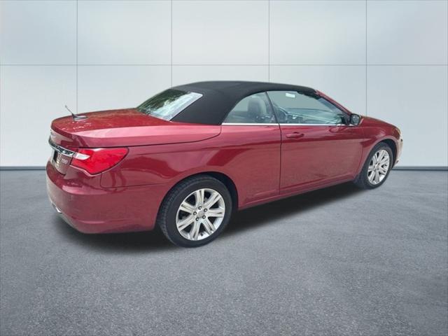 2014 Chrysler 200 Touring