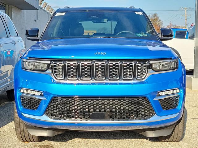 2022 Jeep Grand Cherokee 4xe Summit 4x4 2022 Jeep Grand Cherokee 4xe Summit 4x4