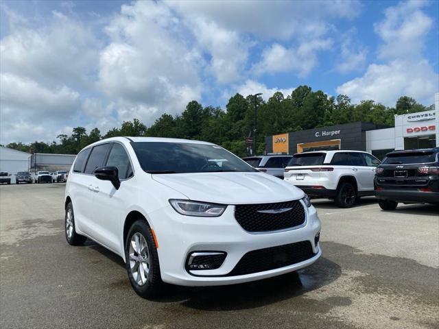 2025 Chrysler Pacifica PACIFICA SELECT AWD