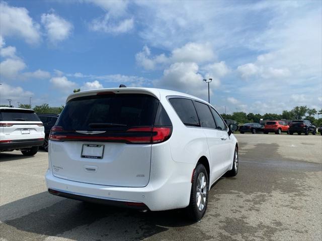 2025 Chrysler Pacifica PACIFICA SELECT AWD