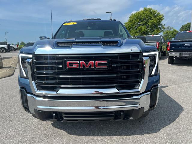 2025 GMC Sierra 2500HD 4WD Double Cab Standard Bed Pro