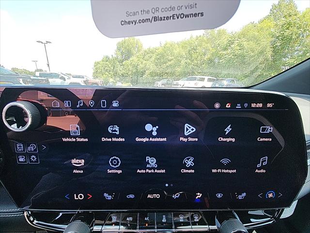 2025 Chevrolet V Blazer RWD LT