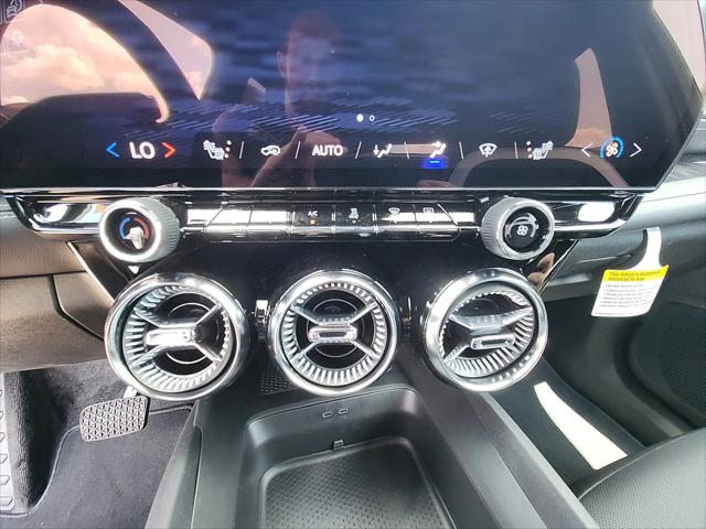 2025 Chevrolet V Blazer RWD LT