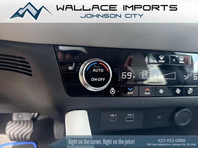 2025 Mitsubishi Outlander PHEV PLATINUM EDITION S-AWC