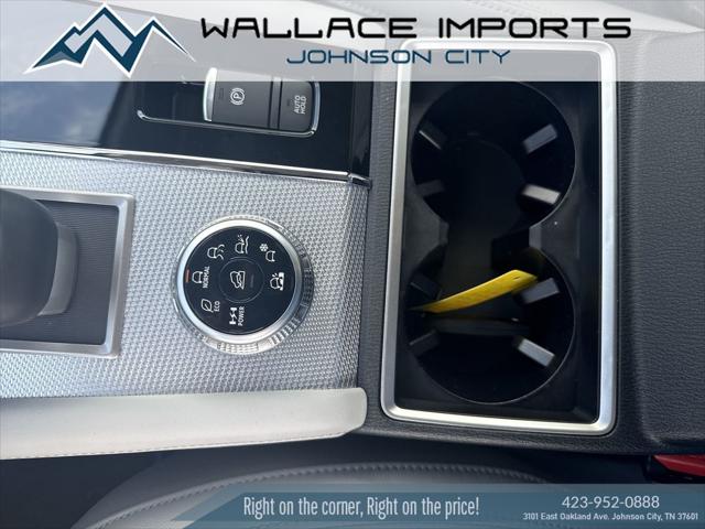2025 Mitsubishi Outlander PHEV PLATINUM EDITION S-AWC