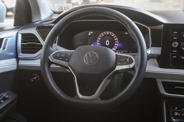 2025 Volkswagen Taos 1.5T SE