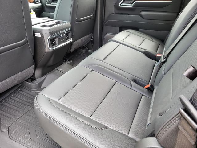 2025 GMC Sierra 2500HD 4WD Crew Cab Standard Bed Denali