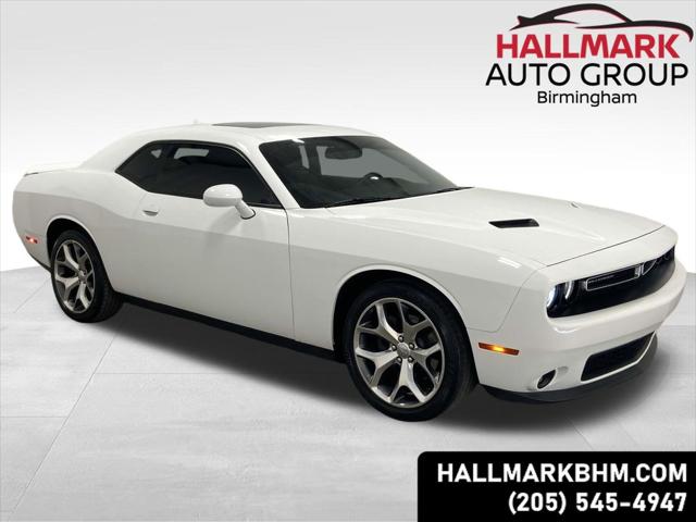 2016 Dodge Challenger SXT Plus