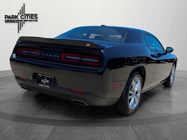 2021 Dodge Challenger SXT AWD