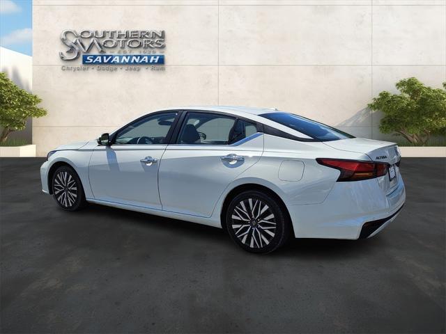 2023 Nissan Altima SV FWD