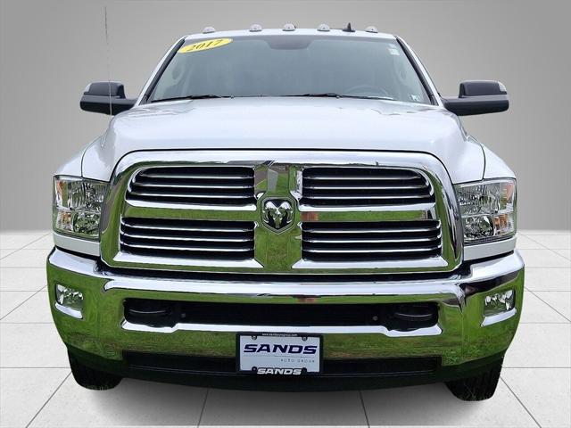 2017 RAM 3500 Big Horn Crew Cab 4x4 8 Box