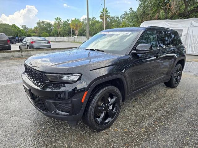 2023 Jeep Grand Cherokee Altitude 4x4