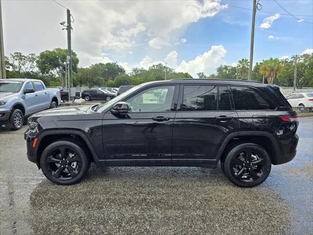 2023 Jeep Grand Cherokee Altitude 4x4