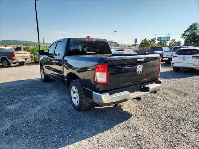 2020 RAM 1500 Big Horn Crew Cab 4x4 57 Box