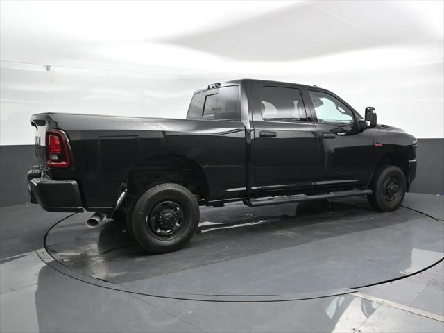 2025 RAM 2500 Tradesman Crew Cab 4x4 64 Box